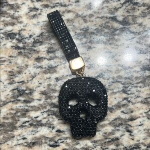 Glamorous Black Skull Keychain
